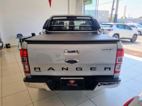 FORD Ranger 3.2 20V XLT 4X4 CABINE DUPLA TURBO DIESEL AUTOMTICO, Foto 5