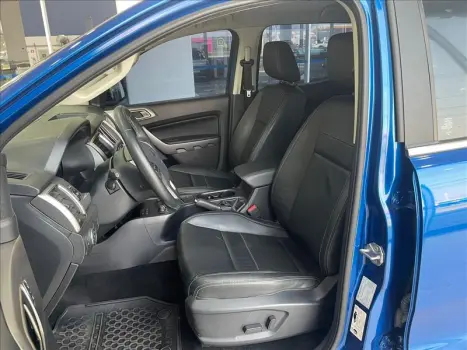 FORD Ranger 3.2 20V CABINE DUPLA 4X4 LIMITED TURBO DIESEL AUTOMTICO, Foto 13