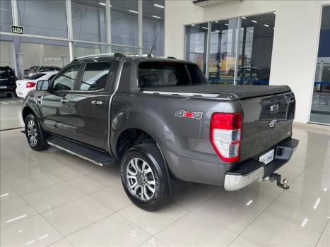 FORD Ranger 3.2 20V CABINE DUPLA 4X4 LIMITED TURBO DIESEL AUTOMTICO, Foto 7