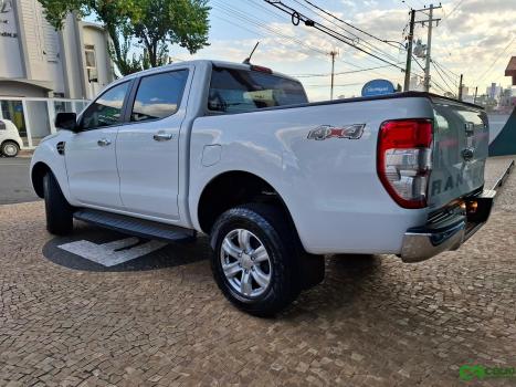 FORD Ranger 3.2 20V XLT 4X4 CABINE DUPLA TURBO DIESEL AUTOMTICO, Foto 4
