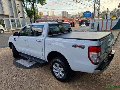 FORD Ranger 3.2 20V XLT 4X4 CABINE DUPLA TURBO DIESEL AUTOMTICO, Foto 10