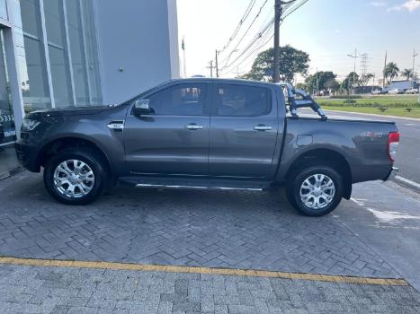 FORD Ranger 3.2 20V XLT 4X4 CABINE DUPLA TURBO DIESEL, Foto 8