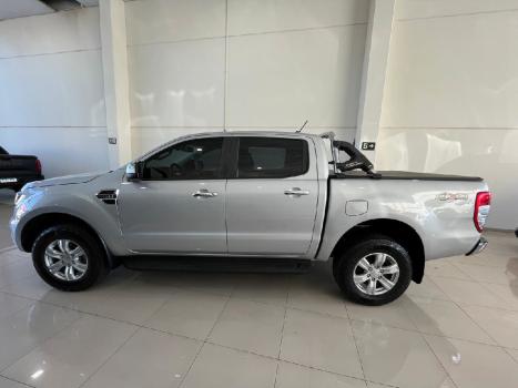 FORD Ranger 3.2 20V XLT 4X4 CABINE DUPLA TURBO DIESEL AUTOMTICO, Foto 8