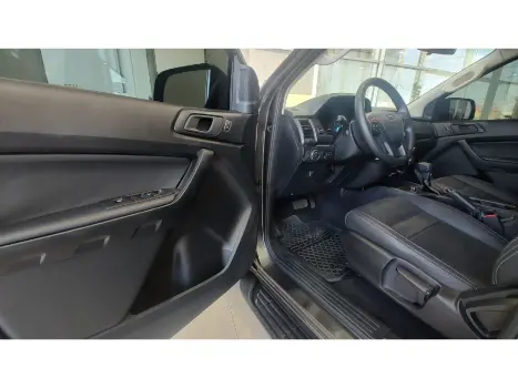 FORD Ranger 3.2 20V CABINE DUPLA 4X4 STORM TURBO DIESEL AUTOMTICO, Foto 10