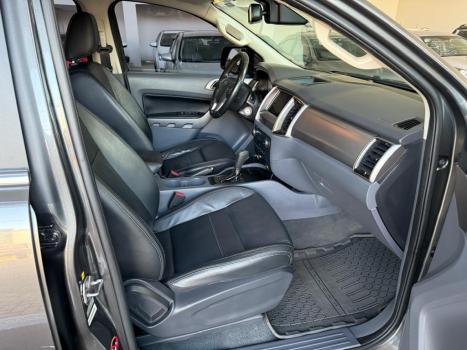 FORD Ranger 3.2 20V CABINE DUPLA 4X4 LIMITED TURBO DIESEL AUTOMTICO, Foto 9