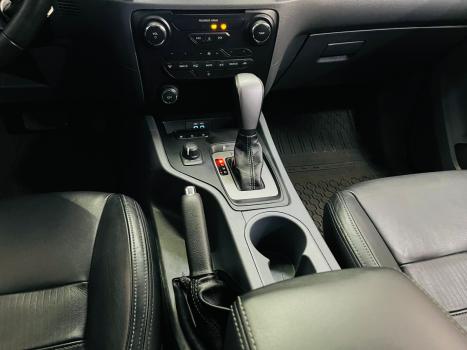 FORD Ranger 3.2 20V XLT 4X4 CABINE DUPLA TURBO DIESEL AUTOMTICO, Foto 11