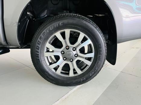 FORD Ranger 3.2 20V XLT 4X4 CABINE DUPLA TURBO DIESEL AUTOMTICO, Foto 18