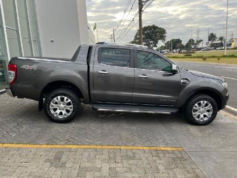 FORD Ranger 3.2 20V CABINE DUPLA 4X4 LIMITED TURBO DIESEL AUTOMTICO, Foto 4