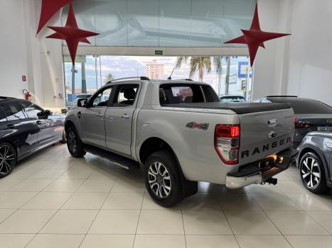 FORD Ranger 3.2 20V CABINE DUPLA 4X4 LIMITED TURBO DIESEL AUTOMTICO, Foto 3