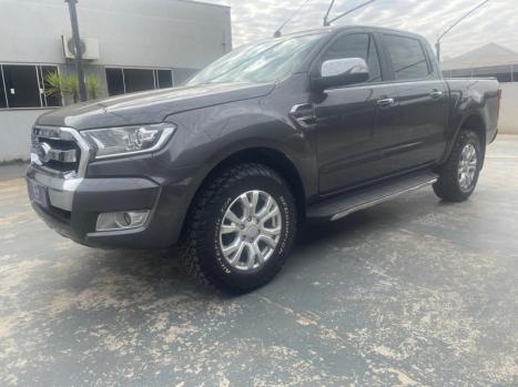 FORD Ranger 3.2 20V XLT 4X4 CABINE DUPLA TURBO DIESEL AUTOMTICO, Foto 2