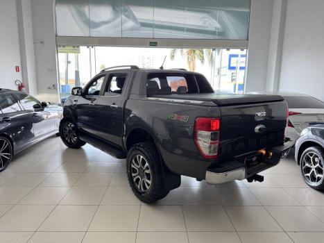 FORD Ranger 3.2 20V CABINE DUPLA 4X4 LIMITED TURBO DIESEL AUTOMTICO, Foto 4