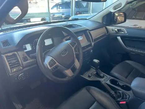 FORD Ranger 3.2 20V XLT 4X4 CABINE DUPLA TURBO DIESEL, Foto 11