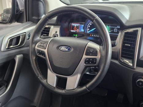 FORD Ranger 3.2 20V XLT 4X4 CABINE DUPLA TURBO DIESEL AUTOMTICO, Foto 15