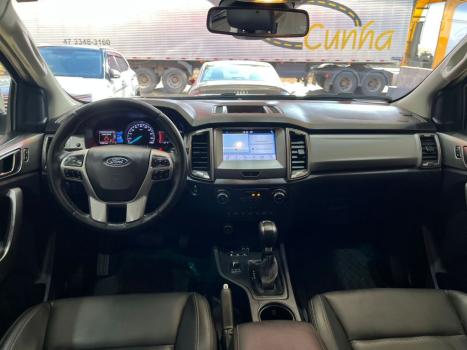 FORD Ranger 3.2 20V CABINE DUPLA 4X4 LIMITED TURBO DIESEL AUTOMTICO, Foto 9