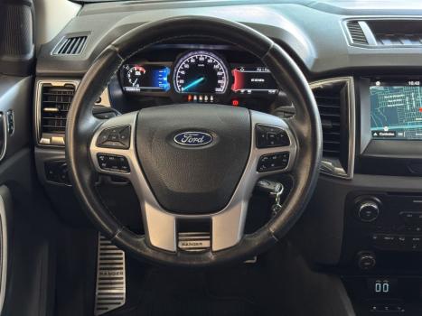 FORD Ranger 3.2 20V XLT 4X4 CABINE DUPLA TURBO DIESEL AUTOMTICO, Foto 14