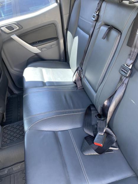 FORD Ranger 3.2 20V CABINE DUPLA 4X4 LIMITED PLUS TURBO DIESEL AUTOMTICO, Foto 12