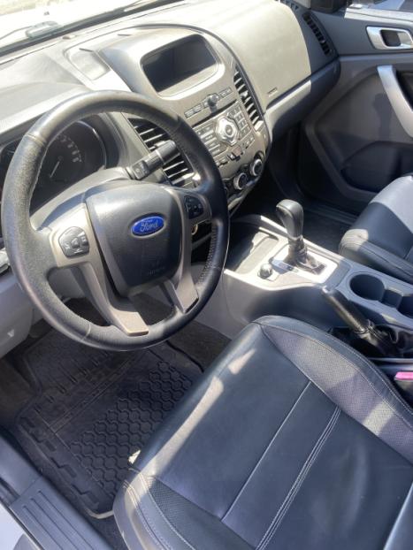 FORD Ranger 3.2 20V CABINE DUPLA 4X4 LIMITED PLUS TURBO DIESEL AUTOMTICO, Foto 15