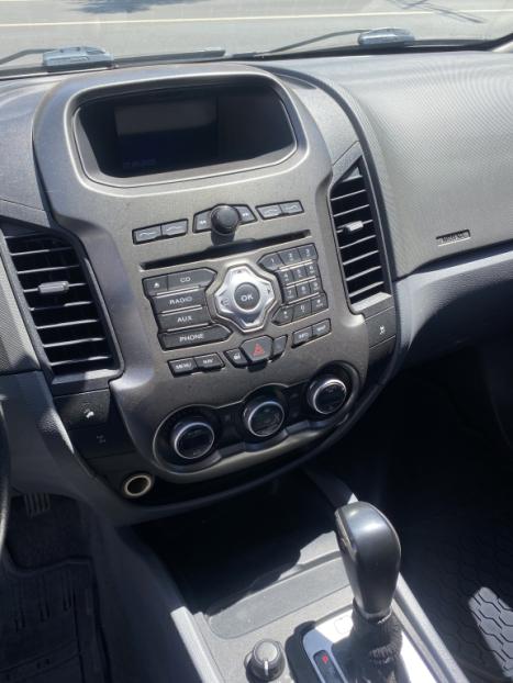 FORD Ranger 3.2 20V CABINE DUPLA 4X4 LIMITED PLUS TURBO DIESEL AUTOMTICO, Foto 17