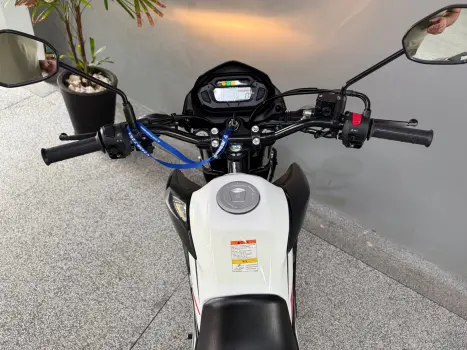 HAOJUE NK 150 FI , Foto 8