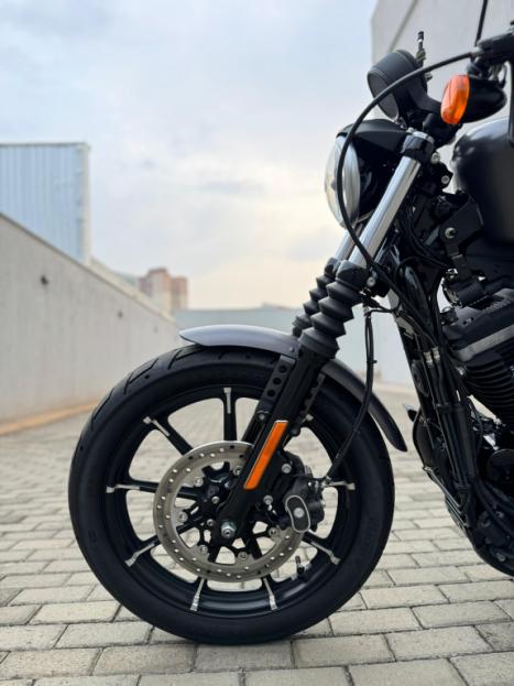 HARLEY DAVIDSON Sportster XL 883 IRON, Foto 4