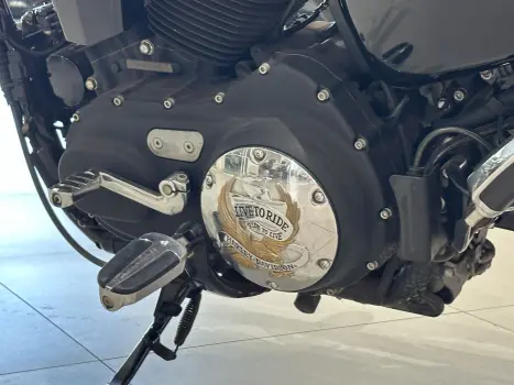 HARLEY DAVIDSON Sportster XL 1200 CUSTOM, Foto 8