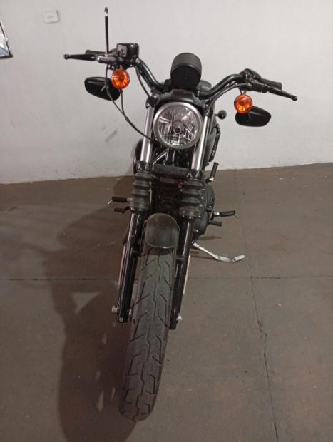 HARLEY DAVIDSON Sportster XL 883 IRON, Foto 2