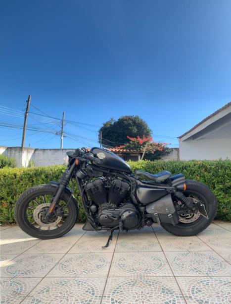 HARLEY DAVIDSON Sportster XL 883 CUSTOM, Foto 1
