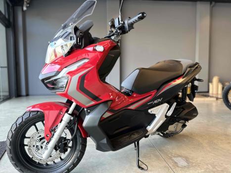 HONDA ADV 150 ABS, Foto 2