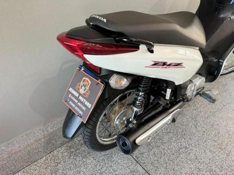 HONDA Biz 100 +, Foto 15