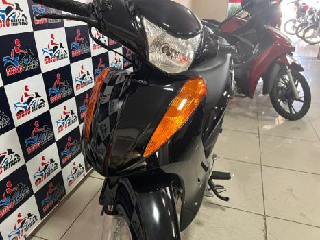 HONDA Biz 100 ES, Foto 4