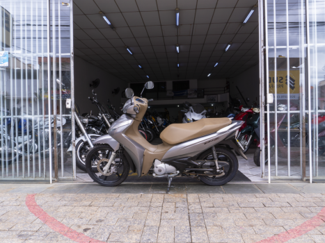 HONDA Biz 125 +, Foto 4