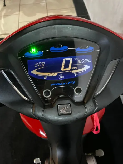 HONDA Biz 125 +, Foto 11