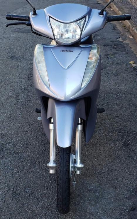 HONDA Biz 125 ES, Foto 3