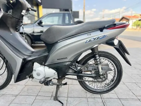 HONDA Biz 125 ES, Foto 10