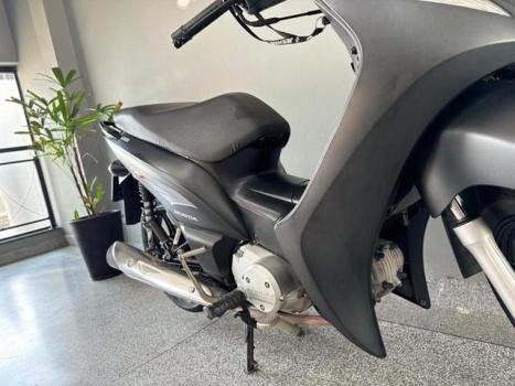 HONDA Biz 125 EX, Foto 6