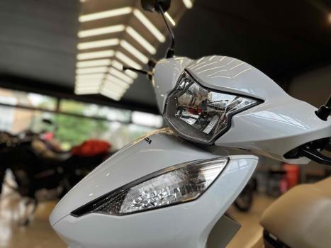 HONDA Biz 125 EX, Foto 12