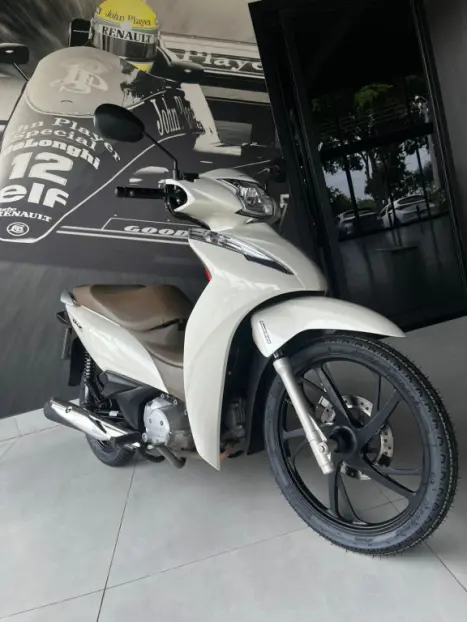 HONDA Biz 125 EX, Foto 4