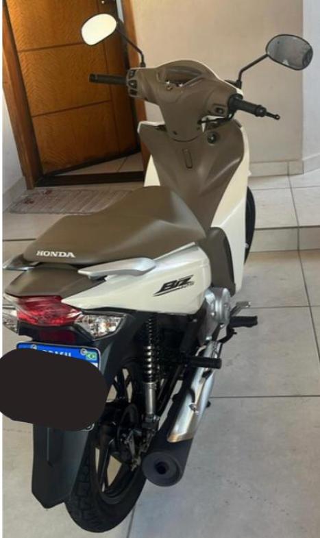 HONDA Biz 125 EX, Foto 2