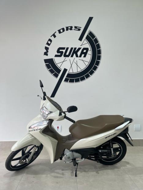 HONDA Biz 125 EX, Foto 4
