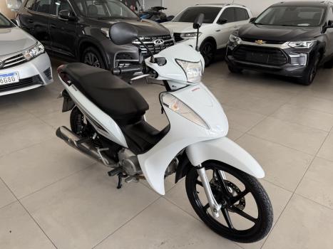 HONDA Biz 125 EX, Foto 4