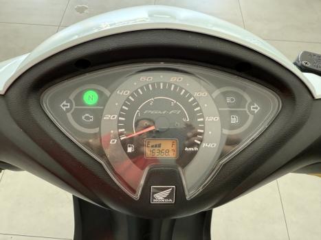 HONDA Biz 125 EX, Foto 2