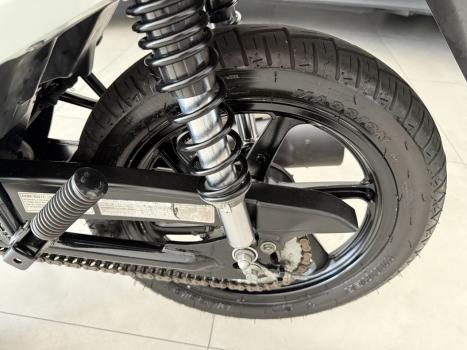 HONDA Biz 125 EX, Foto 10
