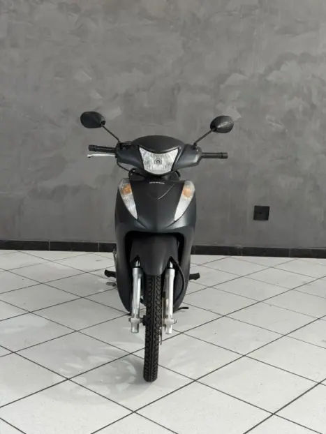 HONDA Biz 125 EX, Foto 3