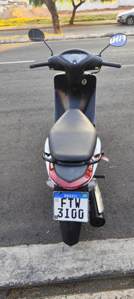 HONDA Biz 125 EX, Foto 3