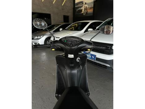 HONDA Biz 125 EX, Foto 10