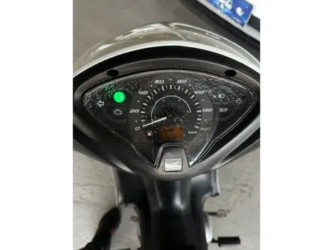 HONDA Biz 125 EX, Foto 16
