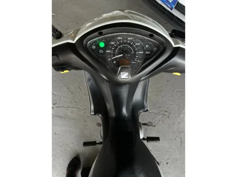 HONDA Biz 125 EX, Foto 22