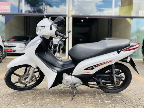HONDA Biz 125 EX, Foto 2