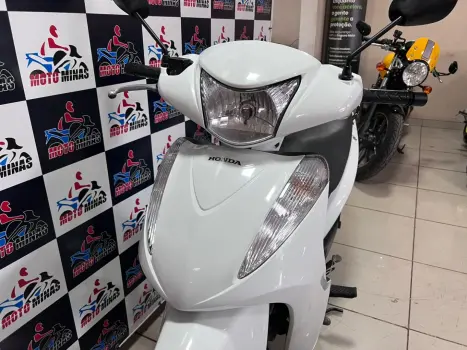 HONDA Biz 125 EX, Foto 5
