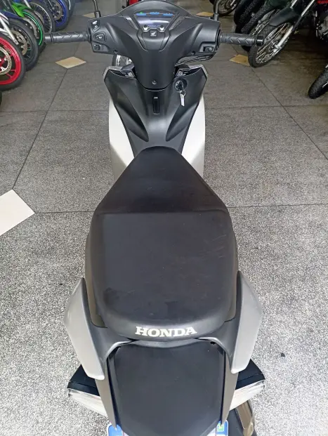 HONDA Biz 125 FLEX, Foto 6